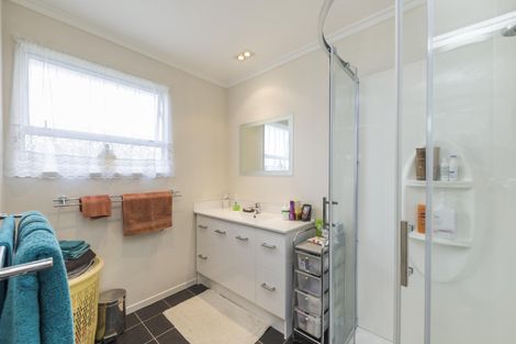 Photo of property in 53 Carter Crescent, Awapuni, Palmerston North, 4412