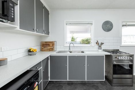 Photo of property in 43 Clark Avenue, Pirimai, Napier, 4112