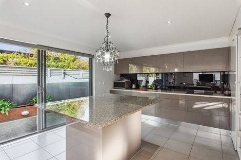 Photo of property in 185 Te Moana Road, Waikanae, 5036