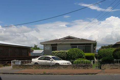 Photo of property in 1/230 Point Chevalier Road, Point Chevalier, Auckland, 1022