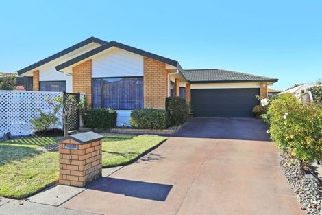Photo of property in 11 Beaufort Place, Taradale, Napier, 4112