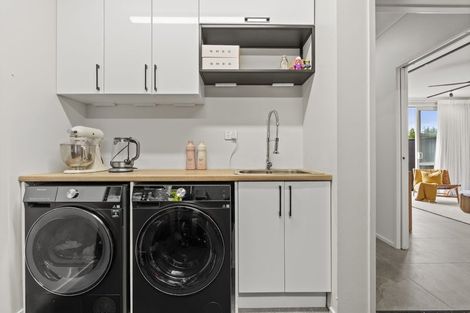Photo of property in 18 Taitonga Lane, Stanmore Bay, Whangaparaoa, 0932