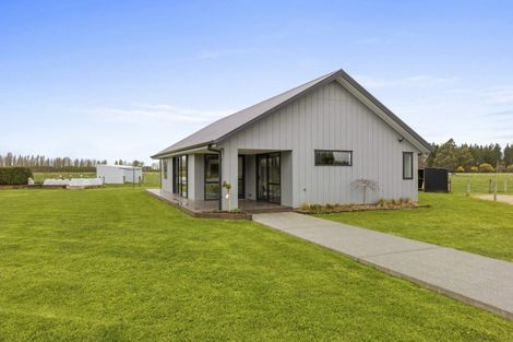 Photo of property in 1136 Poyntzs Road, Eyrewell, Rangiora, 7476