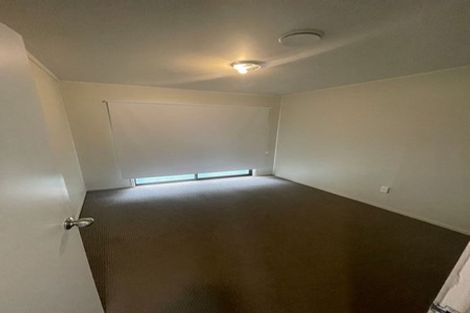 Photo of property in 9 Hamblyn Place, Ranui, Auckland, 0612