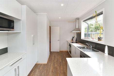 Photo of property in 111 Stanmore Bay Road, Stanmore Bay, Whangaparaoa, 0932