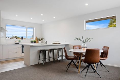 Photo of property in 2/30 Quaifes Road, Halswell, Christchurch, 8025