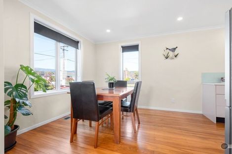 Photo of property in 51 Golders Road, Elderslea, Upper Hutt, 5018