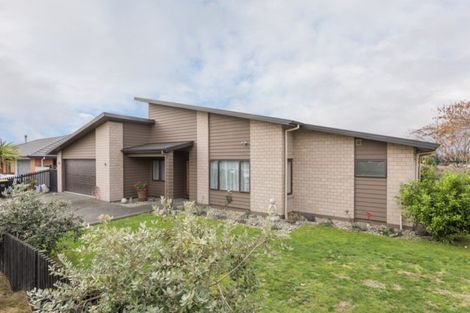 Photo of property in 2 Ernest Place, Brightwater, 7022