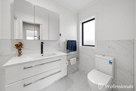 Photo of property in 17 Ford Road, Manor Park, Lower Hutt, 5019