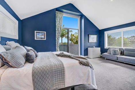 Photo of property in 57 Esther Place, Red Beach, 0932