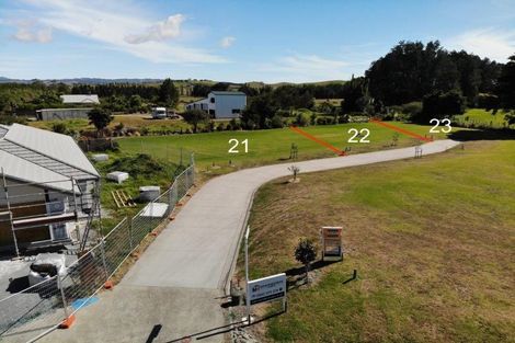 Photo of property in 1 Kahikatea Tree Lane Lane, Waipu, 0510