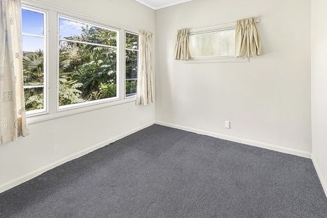 Photo of property in 233 Cambridge Road, Hillcrest, Hamilton, 3216