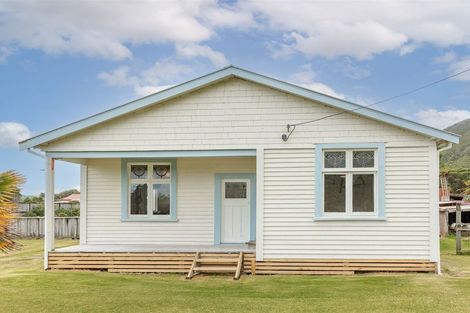 Photo of property in 5 River Road, Hector, 7822