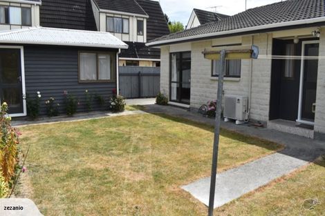 Photo of property in 47a Whites Line West, Woburn, Lower Hutt, 5010
