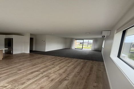 Photo of property in 13 Royal Oak Crescent, Holmes Hill, Oamaru, 9401