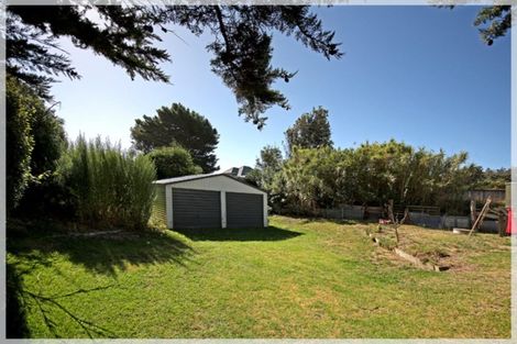 Photo of property in 6 Dustin Street, Foxton Beach, Foxton, 4815