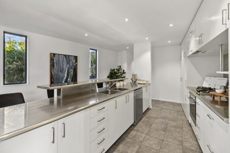 Photo of property in 63a Beresford Street, Bayswater, Auckland, 0622