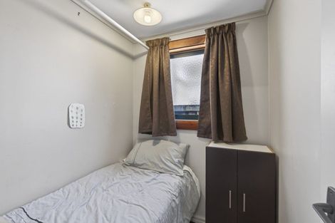 Photo of property in 59 Fifth Avenue, Urenui, 4377