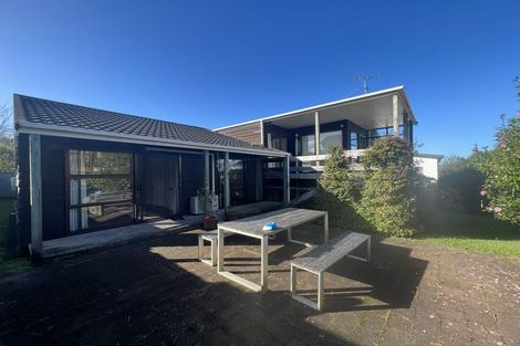 Photo of property in 1/26 East Coast Road, Milford, Auckland, 0620