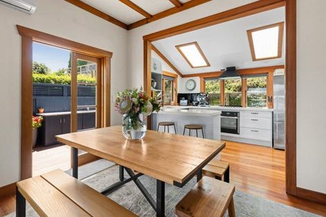 Photo of property in 6 Harvey Road, Bluff Hill, Napier, 4110