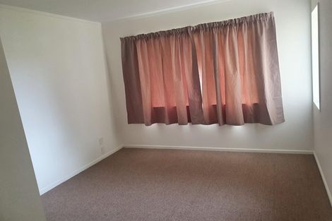 Photo of property in 8a Daytona Road, Henderson, Auckland, 0610