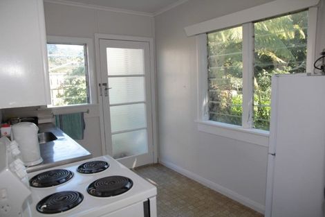 Photo of property in 40a Belt Road, Moturoa, New Plymouth, 4310