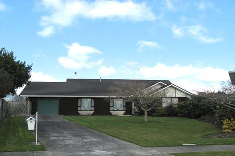 Photo of property in 15 Wright Grove, Levin, 5510