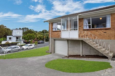 Photo of property in 1/1 Griffen Road, Mount Roskill, Auckland, 1041