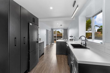 Photo of property in 7 Gregan Crescent, Burnside, Christchurch, 8053