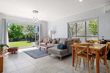 Photo of property in 30 Goodall Road, Snells Beach, 0920