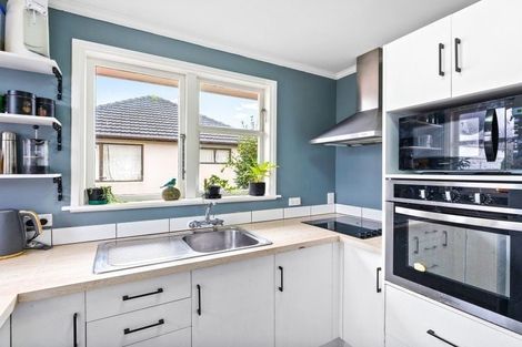 Photo of property in 2/31a Mcparland Street, Ebdentown, Upper Hutt, 5018