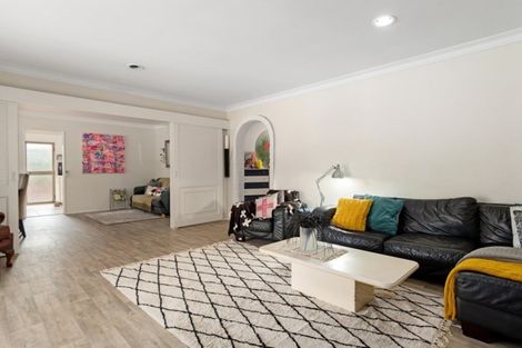 Photo of property in 15 Endeavour Avenue, Welcome Bay, Tauranga, 3112