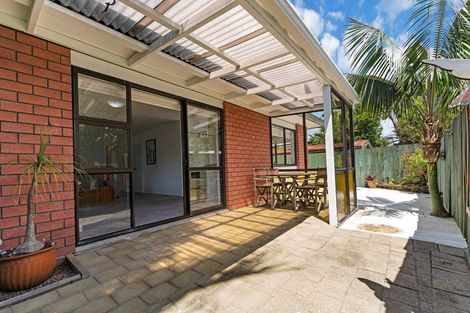 Photo of property in 8/39 Swanson Road, Henderson, Auckland, 0610