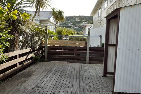 Photo of property in 1/192 Onepu Road, Lyall Bay, Wellington, 6022