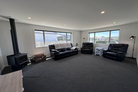 Photo of property in 17 Gordon Street, Weston, Oamaru, 9401