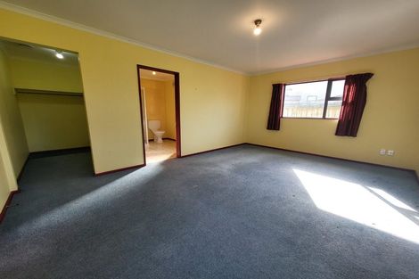Photo of property in 17 Jordan Street, Island Bay, Wellington, 6023
