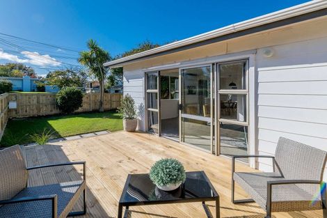 Photo of property in 46 Martin Road, Paraparaumu Beach, Paraparaumu, 5032