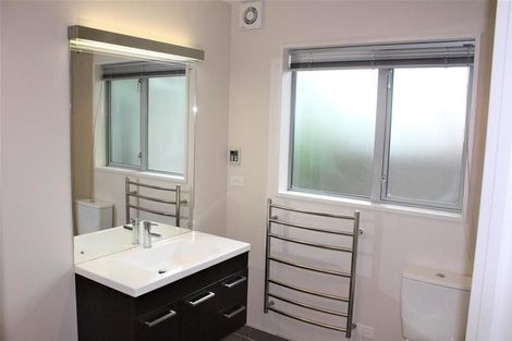 Photo of property in 74 Grahams Road, Burnside, Christchurch, 8041