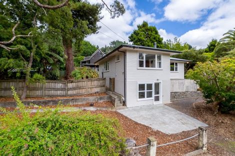 Photo of property in 40 Jocelyn Crescent, Pinehaven, Upper Hutt, 5019
