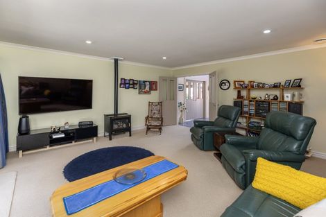 Photo of property in 14 San Priamo Place, Paraparaumu Beach, Paraparaumu, 5032
