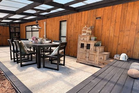 Photo of property in 140 Mako Mako Road, Levin, 5510