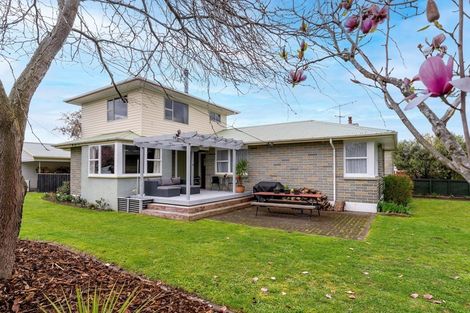 Photo of property in 138 Pembroke Street, Carterton, 5713