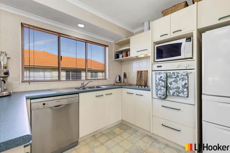 Photo of property in 14 Sandwick Drive, Weymouth, Auckland, 2103