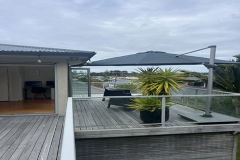 Photo of property in 2/25 Wolsley Avenue, Milford, Auckland, 0620