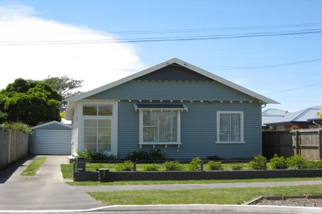 Photo of property in 240 Geraldine Street, Edgeware, Christchurch, 8013