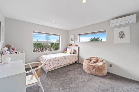 Photo of property in 18 Bella Vista Drive, Gulf Harbour, Whangaparaoa, 0930