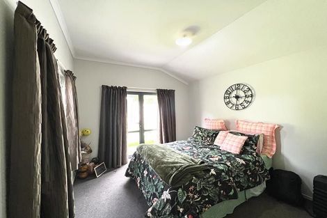 Photo of property in 32 Tutuwhatu Crescent, Weymouth, Auckland, 2103