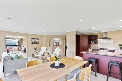 Photo of property in 9 Aspiring Terrace, Aotea, Porirua, 5024