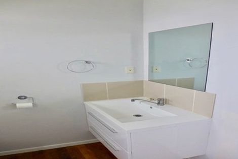 Photo of property in 110 Masters Avenue, Silverdale, Hamilton, 3216