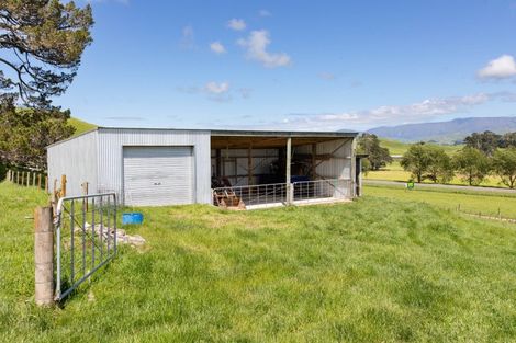 Photo of property in 14 Centre Road, Matamau, Dannevirke, 4977